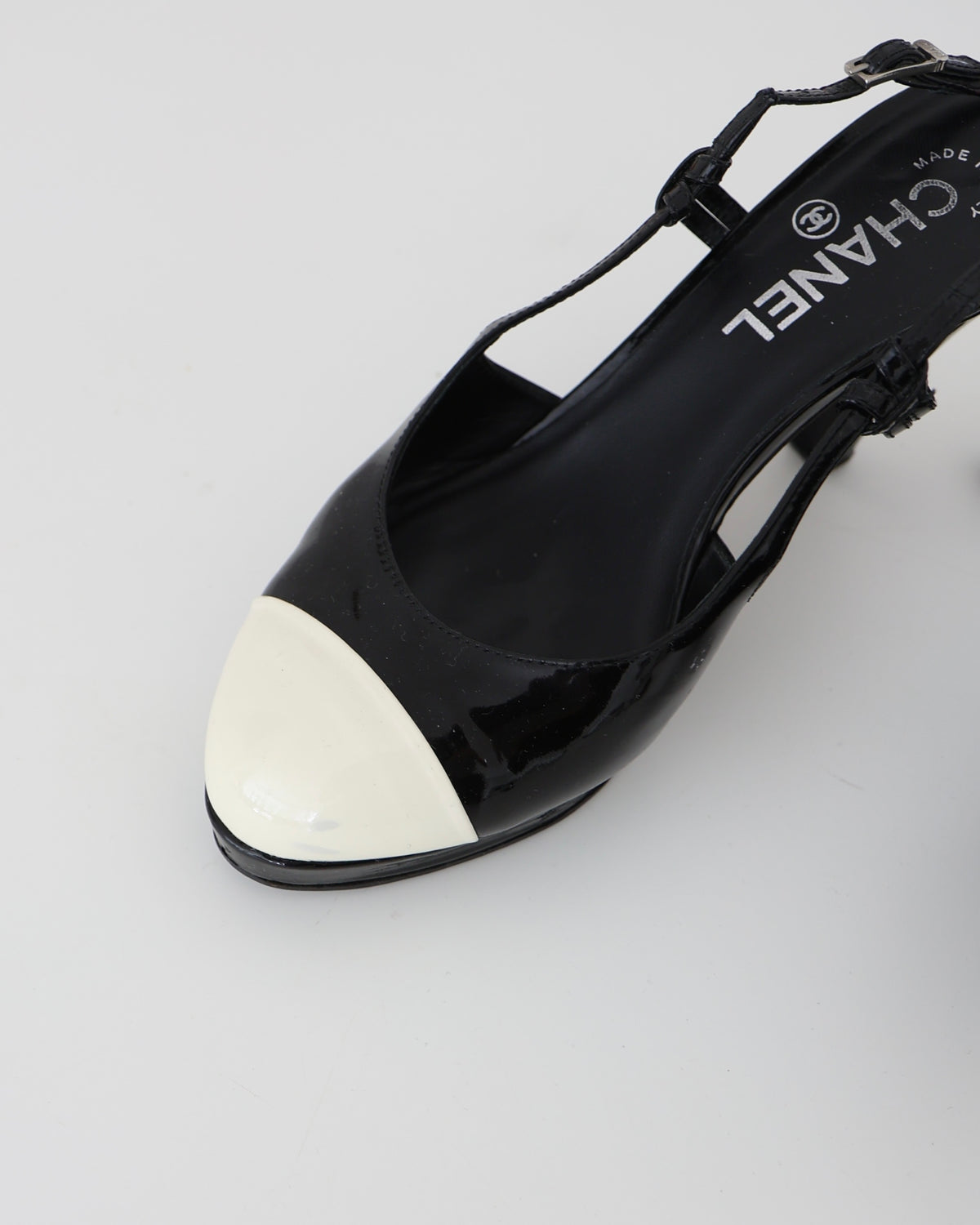 Chanel Black & White Cap Toe Heels 37.5