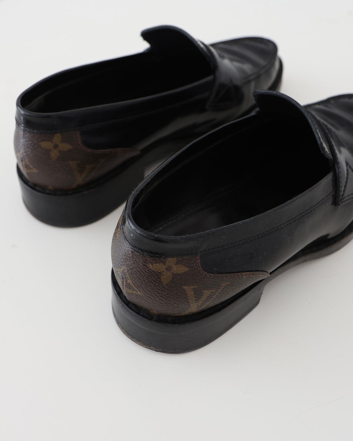 Louis Vuitton Black Loafers 37.5